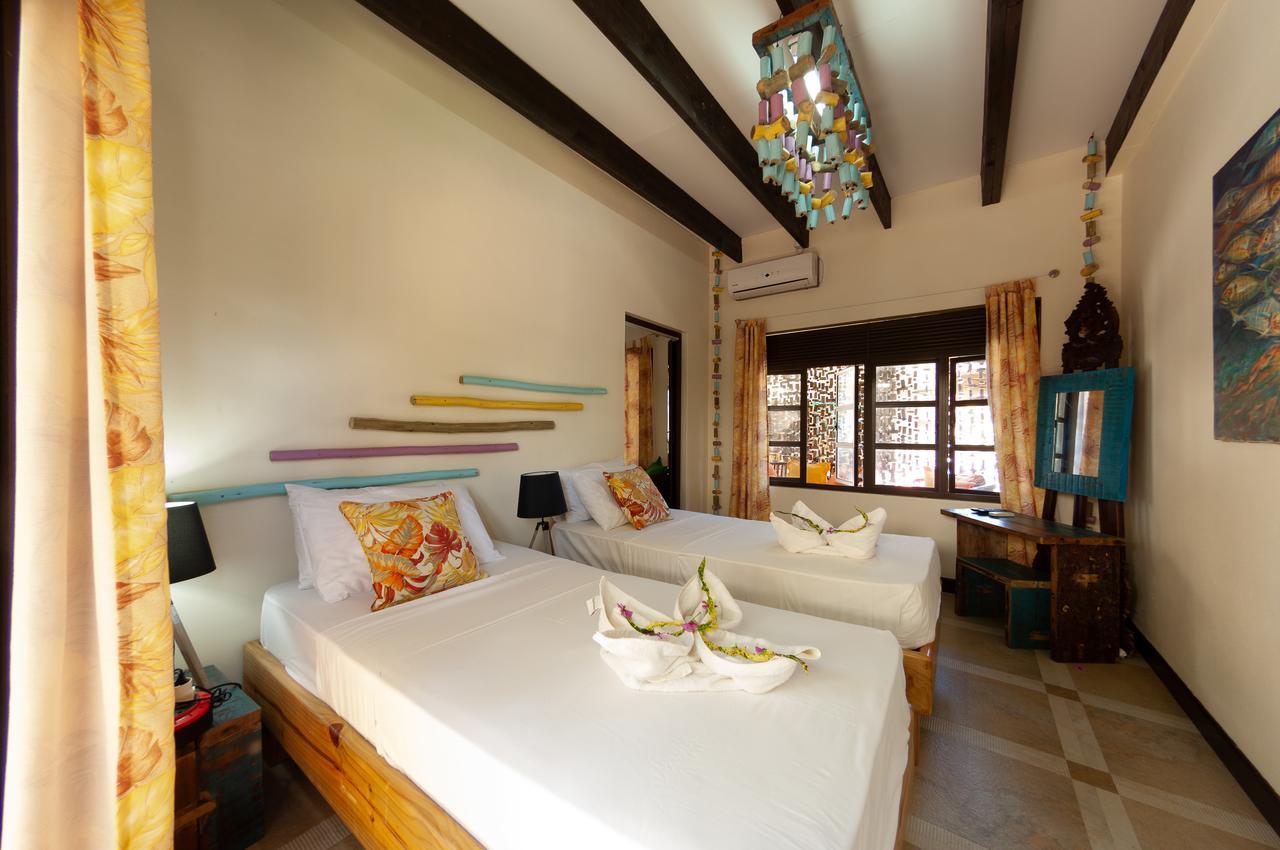Villas Des Alizes Beachfront Suites And Garden Villas Гранд-Анс Экстерьер фото