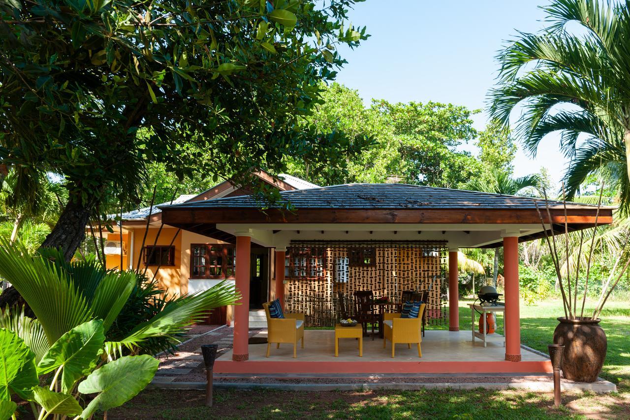 Villas Des Alizes Beachfront Suites And Garden Villas Гранд-Анс Экстерьер фото